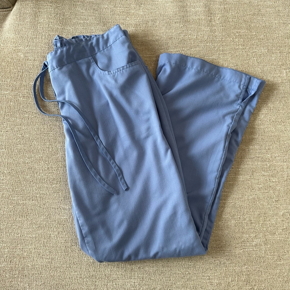 Greys Anatomy Barco scrubs - Ceil blue